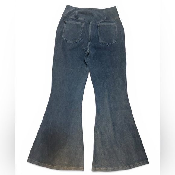 Halara Blue Flared Denim Pant With Stretch Waistband Size Medium - Picture 3 of 4